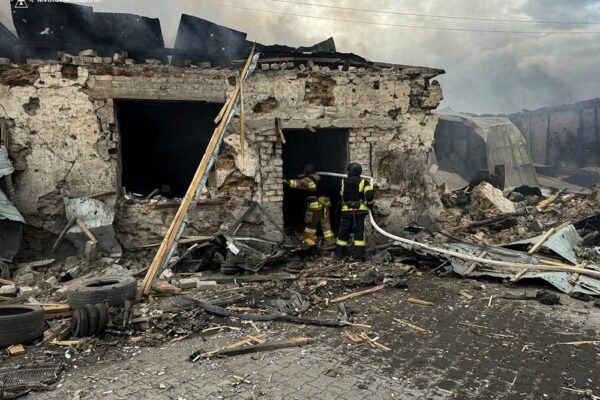 Ракетний удар по Снігурівці: двоє загиблих, кількість поранених зросла до п’яти (ФОТО)
