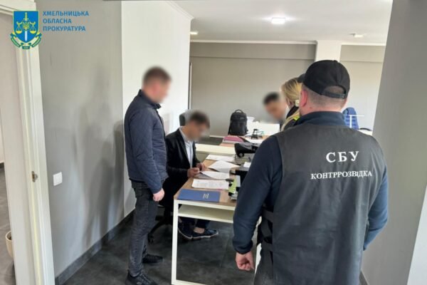 На Хмельниччині викрили столичного адвоката, який організував переправлення ухилянтів за кордон
