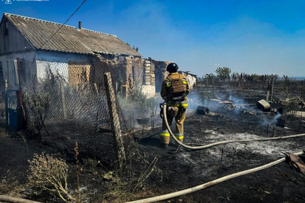 Окупанти з “Градів” обстріляли громаду на Миколаївщині (ФОТО)