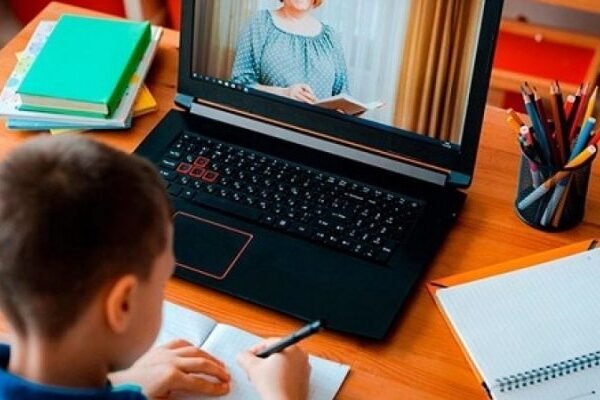 В Україні понад пів мільйона дітей навчаються дистанційно