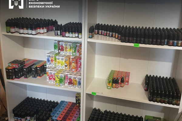 У волинянина вилучили нелегальні електронні цигарки на понад 4 млн грн