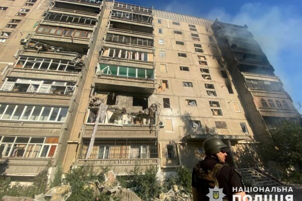 Росіяни за добу понад 2100 разів обстріляли Донеччину: є руйнування та жервти (ФОТО)