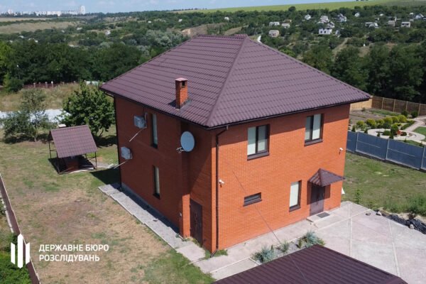 Залучав військовослужбовців до ремонту свого будинку: запорізький ексвоєнком отримав ще одну підозру (ФОТО)