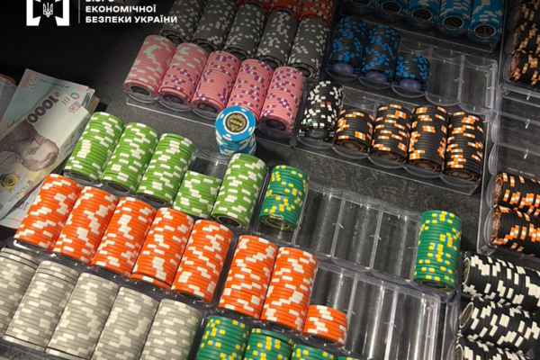 У Львові правоохоронці припинили діяльність мережі підпільних покерних клубів