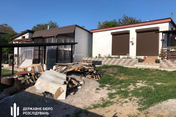 Платив як за передову: на Одещині командувач залучив бійців до будівництва його маєтку (ФОТО, ВІДЕО)