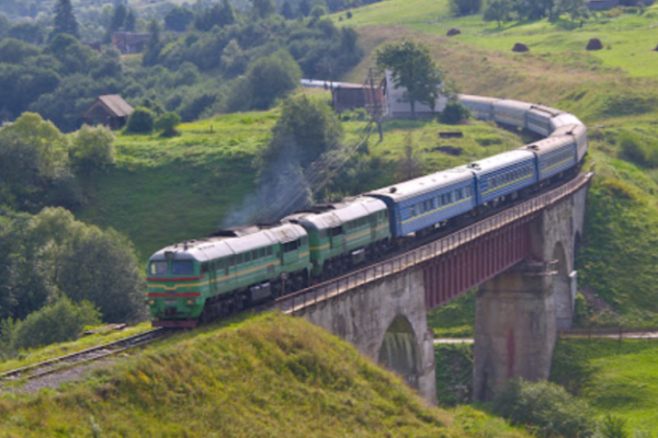 Потяги між Львовом, Карпатами та Чернівцями курсуватимуть частіше, – УЗ