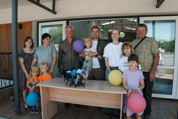 На Київщині відкрили дитячий будинок сімейного типу з укриттям і спортивним майданчиком (ФОТО)