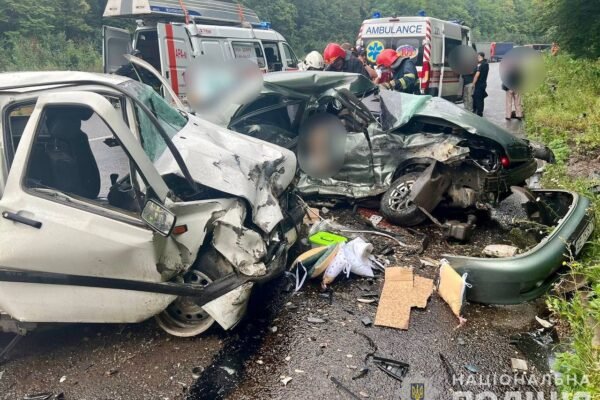 Смертельна ДТП на Вінниччині: дві людини загинули, ще дві – у лікарні (ФОТО)