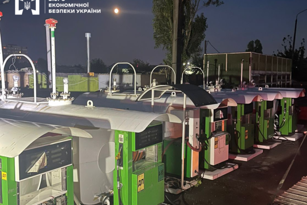 На Київщині прикрили 8 нелегальних АЗС