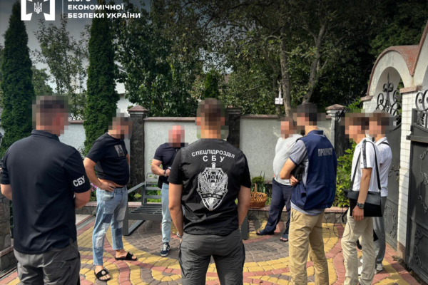 На контрабанді в особливо великих розмірах попався буковинець