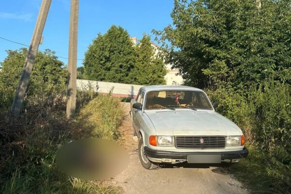 На Рівненщині водій авто на смерть переїхав чоловіка, що лежав на дорозі