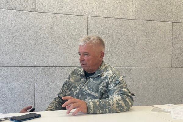 Автор найдальшого у світі снайперського пострілу: “Найкраще, за чим можна визначити вітер, – це міраж”