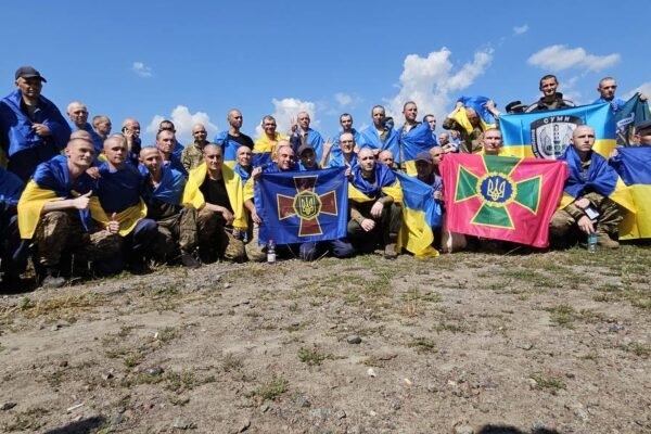 СБУ показала кадри звільнення з полону 95 українських захисників (ВІДЕО)