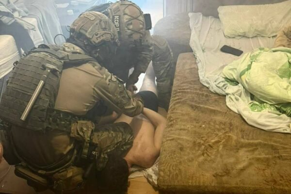 У Дніпрі затримали 18-річного підозрюваного у вбивстві Ірини Фаріон: деталі (ФОТО)