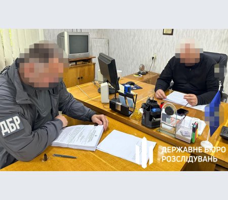 Перед судом постануть правоохоронці з Донеччини, що безпідставно нараховували підлеглим “бойові” виплати