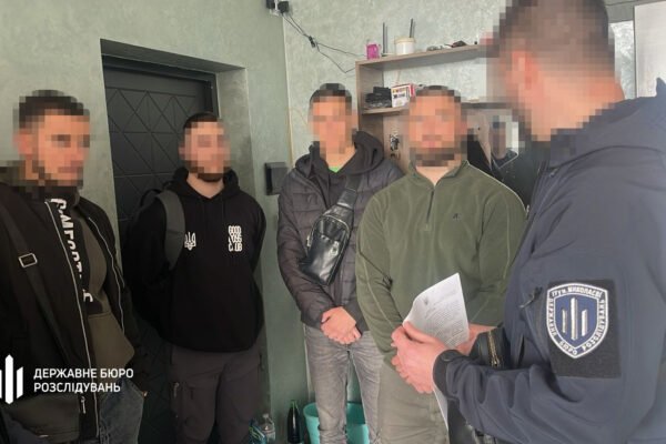 Розстріл поліцейських на Вінниччині: судитимуть військових, які допомогли зловмисникам втекти (ФОТО)