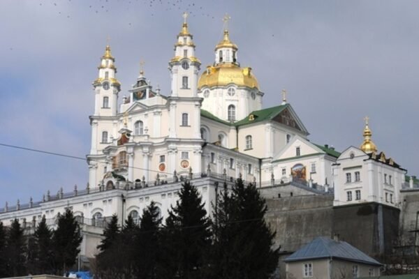 У Хмельницькій області заборонили хресну ходу до Почаївської лаври