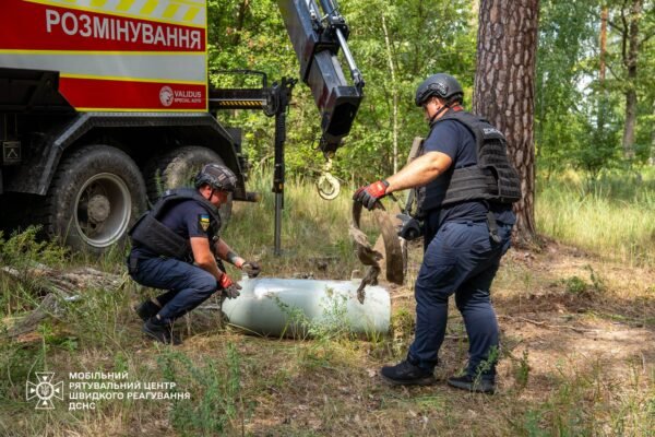 На Київщині знешкодили бойову частину ракети Х-101 (ФОТО, ВІДЕО)