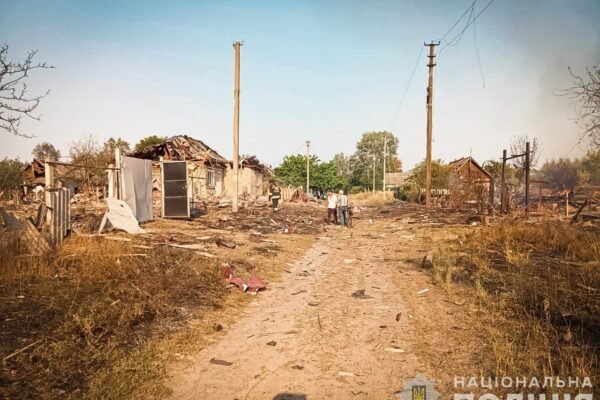 Росіяни 320 разів за добу вдарили по Сумщині: Поранено 6 людей