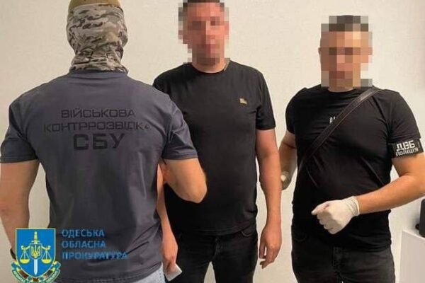 В Одесі затримали чоловіка, що інформував росіян про наслідки ракетних ударів та зливав дані про Сили оборони