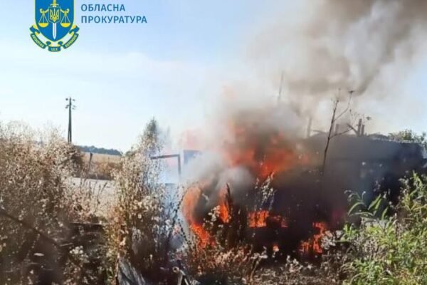 Російський дрон атакував автомобіль на Сумщині: Загинуло подружжя