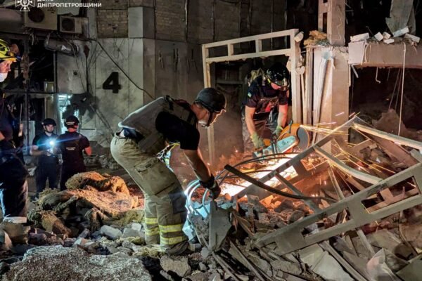 Під завалами готелю в Кривому Розі знайшли ще одного загиблого