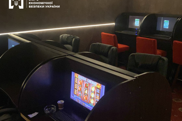 У Чорноморську на Одещині викрили підпільний гральний заклад