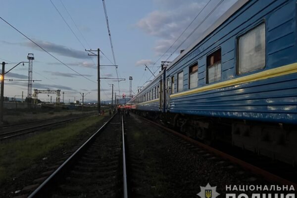 У Мукачеві потяг на смерть збив 15-річного хлопця
