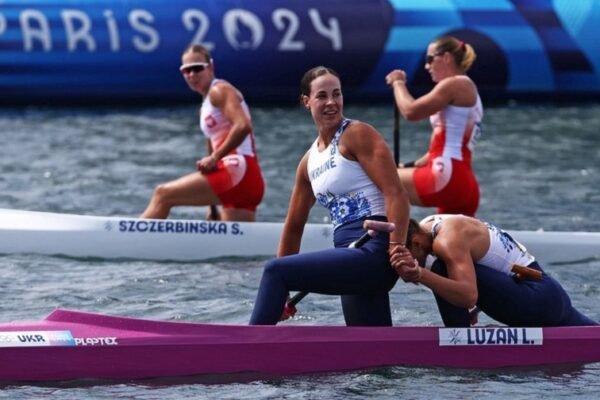 Українські веслувальниці Лузан та Рибачок здобули срібло на Олімпіаді-2024