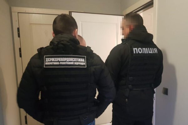 На Тернопільщині керівник ГО та депутат сільради допомогли втекти з країни 122 ухилянтам