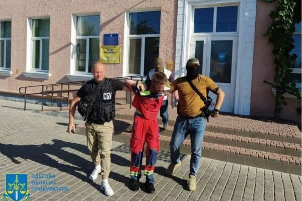 Розраховував на керівну посаду в разі окупації регіону: На Одещині затримали медика-шпигуна РФ