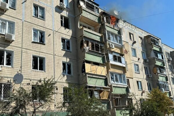 Російська армія обстріляла Нікополь з артилерії: загинули дві жінки (ФОТО)