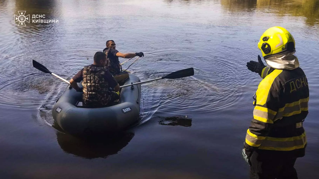 На Київщина зі ставка дістали тіло жінки (ФОТО)