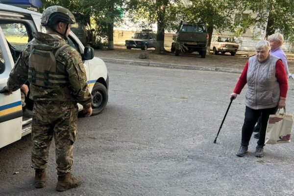 На Куп’янщині триває обов’язкова евакуація (ФОТО)