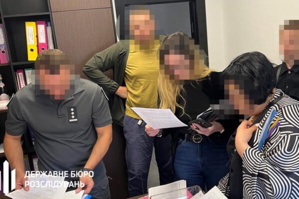 Закупили неякісний одяг для ЗСУ на 200 млн грн: на Дніпропетровщині викрили масштабну оборудку (ФОТО)