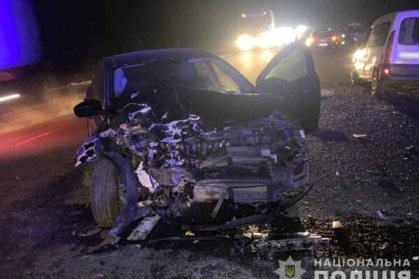 Зіткнення автівок на Сумщині: пʼятеро постраждалих, серед них – 6-місячна дитина (ФОТО)