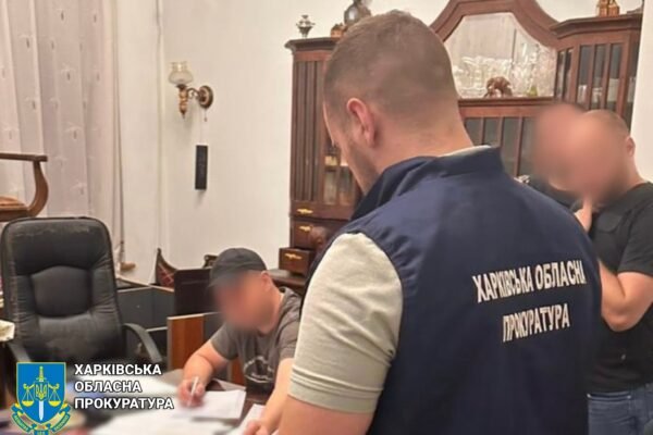 У Харкові затримали адвоката, який за 7400 доларів організував втечу ухилянтів з країни (ФОТО)
