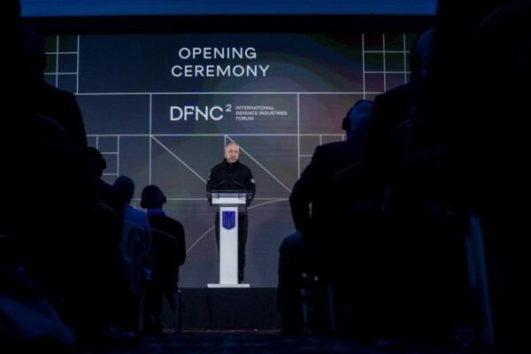 Посилення далекобійності української зброї: Шмигаль розповів про завдання ОПК