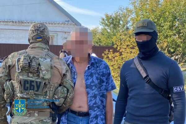 Двох ворожих інформаторів затримали на Дніпропетровщині