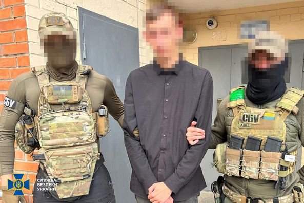 Коригував удари по логістиці: У прифронтовому Покровську викрито інформатора фсб