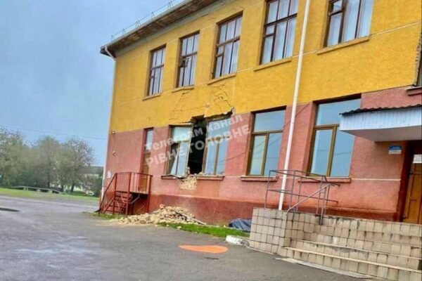 На Рівненщині у навчальному закладі обвалилася стіна