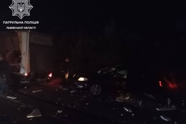 Кількість загиблих та постраждалих у масовій ДТП на Львівщині зросла