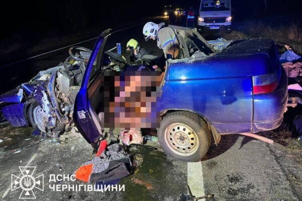 У жахливій ДТП на Чернігівщині загинула родина з двома дітьми