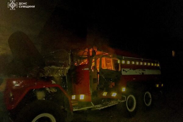 На Сумщині ворог знову вдарив по рятувальниках (ФОТО)