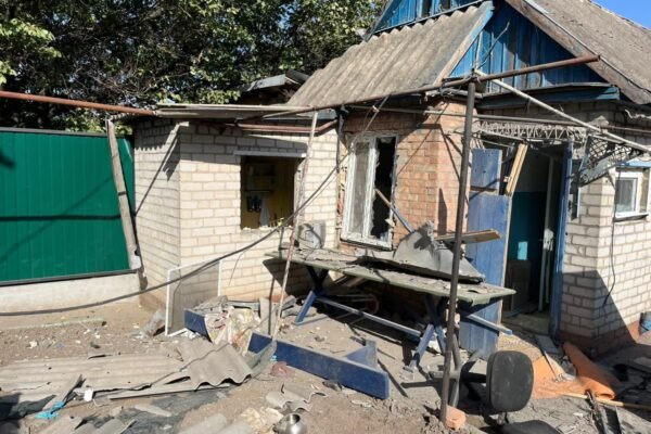 Окупанти вдарили дронами по Нікополю: Поранено трьох людей