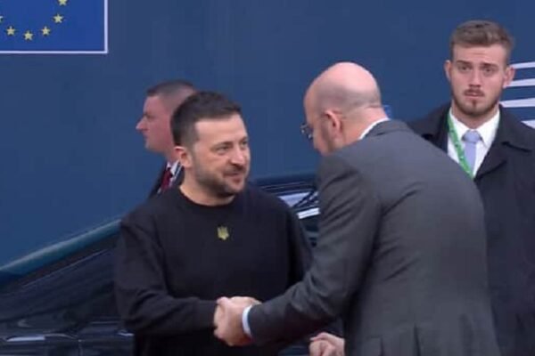 Зеленський прибув до Брюсселя на саміт ЄС