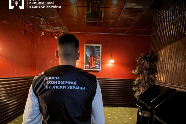 У Києві припинили роботу 10 нелегальних гральних закладів