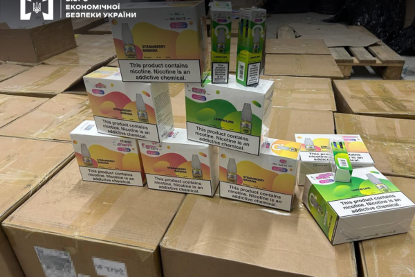 На Львівщині та Прикарпатті БЕБ вилучило контрафактних електронних цигарок на 15 млн грн