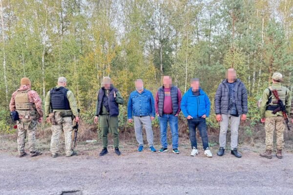 На Рівненщині викрили схему переправлення чоловіків через кордон до країн ЄС (ФОТО, ВІДЕО)