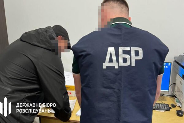 На Львівщині судитимуть двох правоохоронців, які за хабар закривали кримінальні провадження
